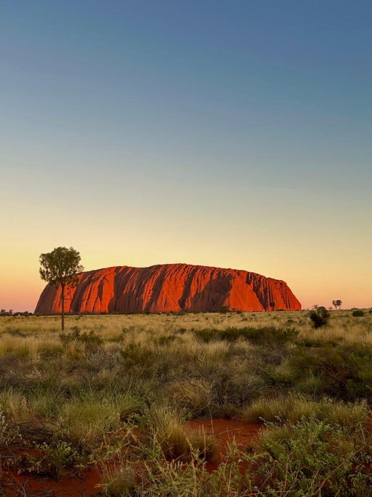 Uluru | Pacific Island Travel
